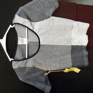 New 2x/3x crop top.MUST BE INCLUDED IN BUNDLE TO PURCHASE